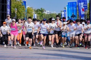 KEEP城市K马深圳站启幕：蔡司光学携手博士眼镜 致敬守护每一份热爱