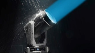 光峰科技推出QUASAR（星穹）全彩激光探照灯 攻克大型盛典灯光难题