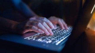 3·15专题丨从“以贷养贷”到“强制下款”：谁在贩卖你的隐私？