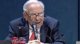 巴菲特解释回购放缓：1%回购税是影响因素