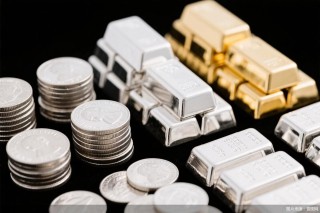 年内涨幅超95%，白银逆袭黄金成贵金属“领涨王”