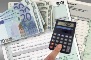 黄金积存的赎回金额有限制吗？