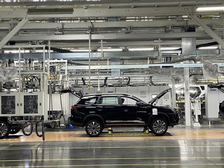 从“长账期”压缩到60天  车企承诺能否打破供应链困局