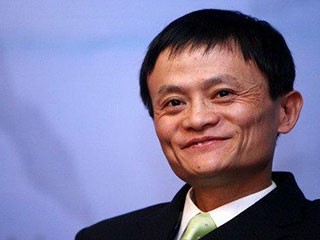 继电器如何有效控制负极连接？这种控制方式在电路中有何作用？
