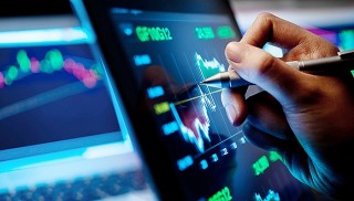 如何通过期权降低交易成本？降低成本的方法有哪些？