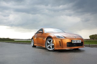 汽车燃油滤清器的更换标准是什么？