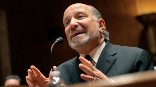 美国商务部长卢特尼克承认曾到访爱泼斯坦私人岛屿