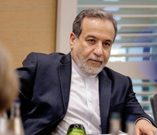 美军是否打击伊朗，特朗普“两周内定”，以色列愿等吗？