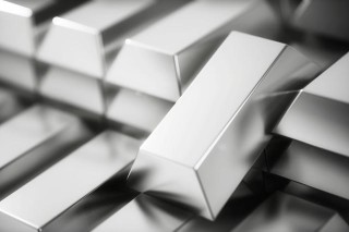 如何观察黄金趋势与白银价格趋势的关系？这种关系对市场有何影响？