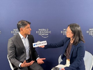 直击达沃斯｜独家对话万思瀚：AI对制药产业影响需看长期 中国生物科技产业已十分成熟