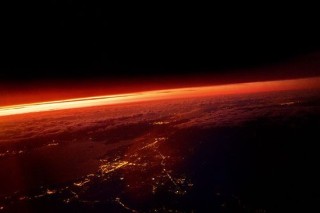 摄影师志贺理江子摘得首届梅原猛人类哲学奖