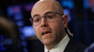 美联储理事米兰仍支持降息，称今年利率或下调“约1个百分点”