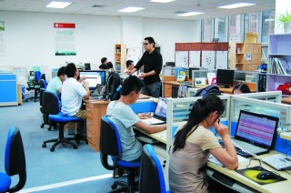 什么是中小创板块股票的特点？这些特点对投资者有何启示？