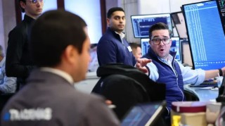 早盘：美股继续上扬 道指上涨200点