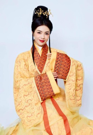 从妈祖到派福官：刘涛的“送福”人设，观众认了十几年