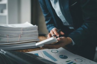 三峡人寿再迎股权变局：新华联控股所持2亿股将拍卖，国资化险后“赶考”扭亏