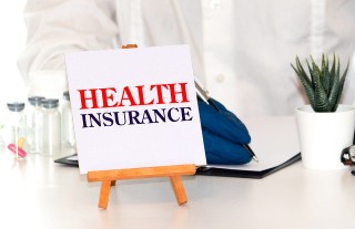 保险现金价值该如何计算？