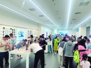 全球航司排队修飞机 外籍主播带货忙 免税城内抢断货 海南自贸港封关“满月”变“忙月”