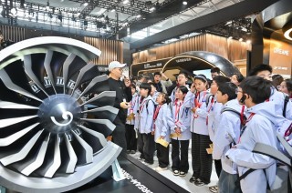 俞浩慈善基金会开展“小小科学家”研学，链接前沿科技资源点亮科技梦想