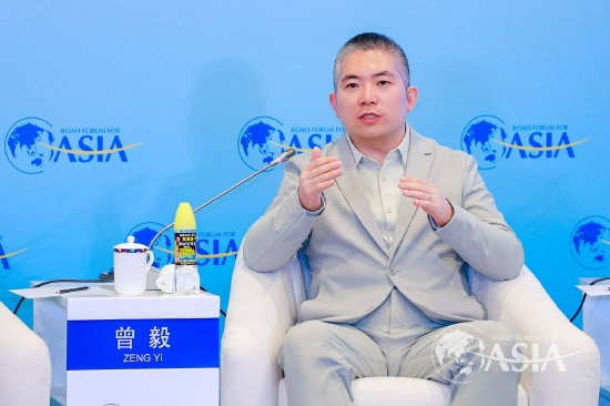 直击博鳌|AI治理该暂停AI吗？中科院曾毅：经过一年发展，可同步进行了  第1张