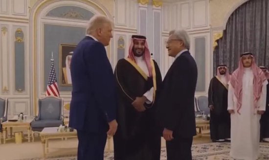 重磅数据公布！特朗普再怼鲍威尔：你到底怎么回事，降息啊！  第6张