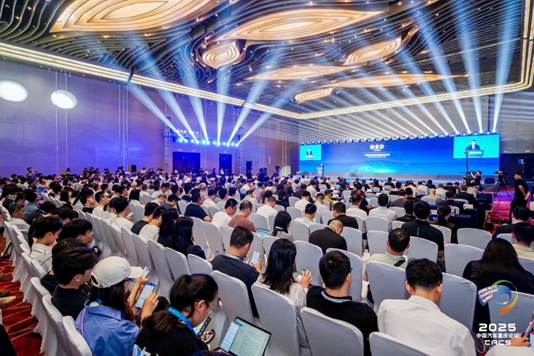 智启新程,潮领未来!2025重庆国际车展盛大开幕 第2张 智启新程,潮领未来!2025重庆国际车展盛大开幕 第2张