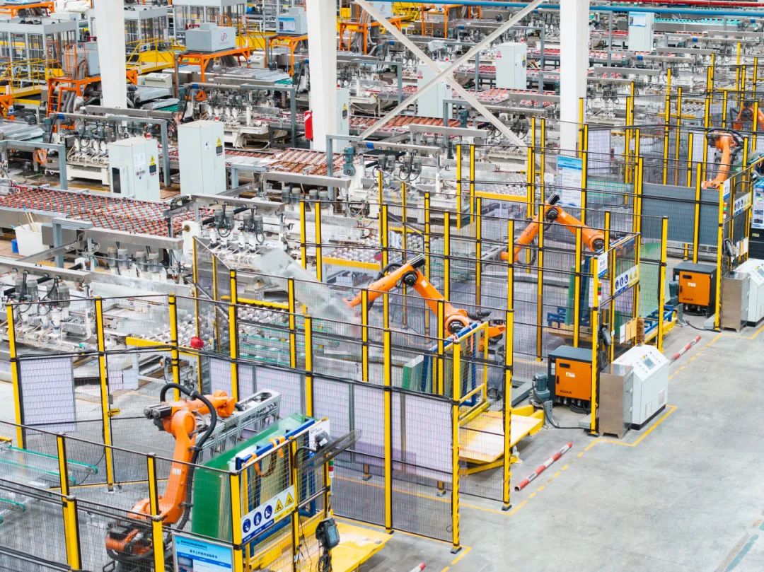 《人民日报》专访:建行探索科技金融创新发展新路径 第2张 《人民日报》专访:建行探索科技金融创新发展新路径 第2张