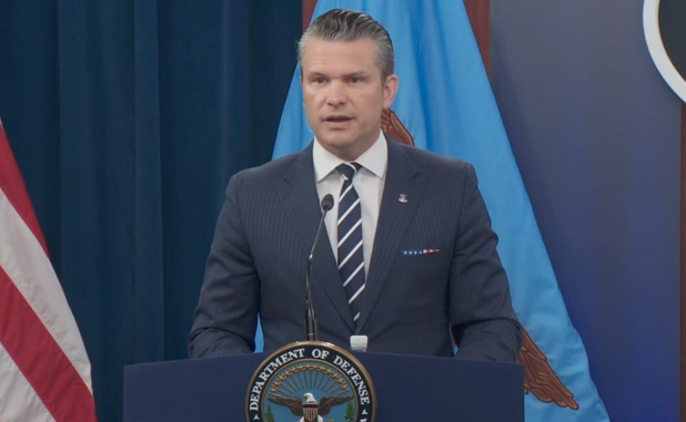 动用B-2轰炸机等超125架飞机 美公布打击伊朗核设施行动细节  第1张