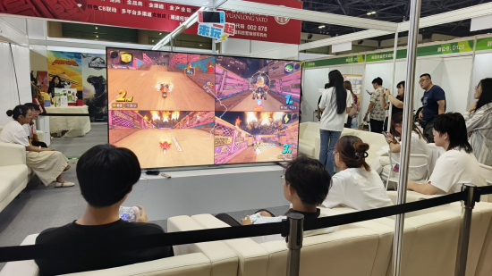 好博会游戏区被围观!参与“马里奥赛车”游戏比赛赢家可获任天堂Switch 2 第1张 好博会游戏区被围观!参与“马里奥赛车”游戏比赛赢家可获任天堂Switch 2 第1张