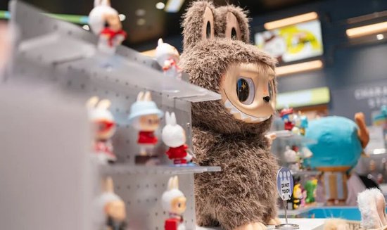 专家称拉布布泡沫正破裂,投行警告Q4业绩或不及预期 第1张 专家称拉布布泡沫正破裂,投行警告Q4业绩或不及预期 第1张