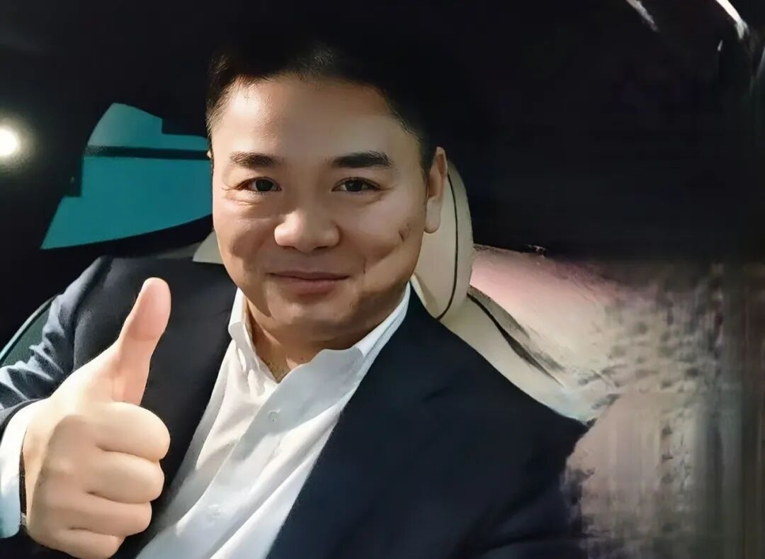 刘强东走向巅峰，京东拿下行业第一  第1张