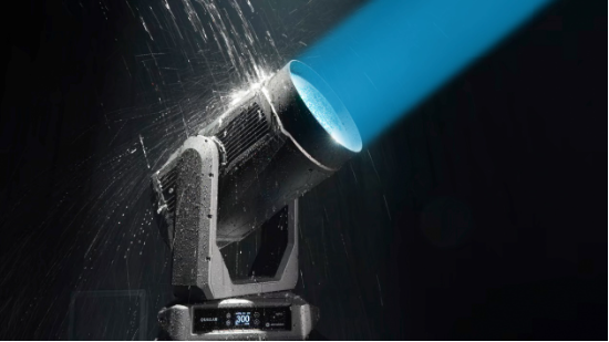 光峰科技推出QUASAR（星穹）全彩激光探照灯 攻克大型盛典灯光难题  第4张