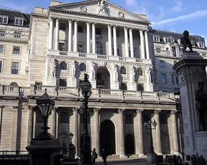 普通家庭如何借助银行服务实现资产增值？  第1张