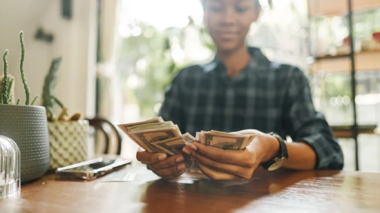 分析师称单只股票ETF可放大收益，但存在“押注失误的重大风险”  第1张