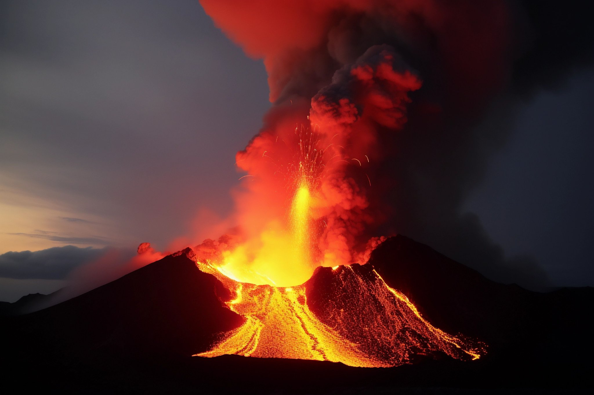 财说丨营收利润双增难掩隐忧，天山铝业高估值下的周期困惑  第1张