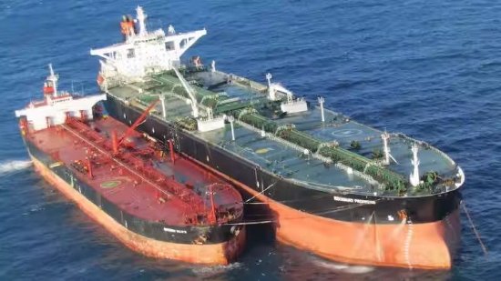 12月25日外盘头条：英伟达拟200亿美元收购AI芯片公司 耐克大涨 获库克增持 传英伟达叫停英特尔工艺测试  第3张