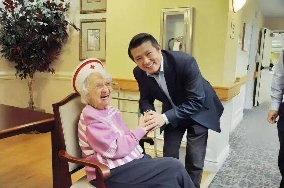 泰康30周年VI焕新：以“人”为本，致敬长寿时代  第6张