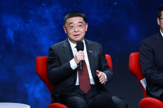 AI大模型,开始炼钢了?!这场对话,信息量很大→ 第3张 AI大模型,开始炼钢了?!这场对话,信息量很大→ 第3张