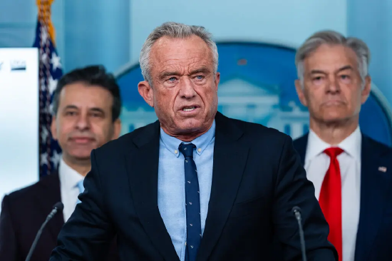 小罗伯特・F・肯尼迪的盟友瞄准各州,试图废除学龄儿童疫苗强制令 第1张 小罗伯特・F・肯尼迪的盟友瞄准各州,试图废除学龄儿童疫苗强制令 第1张