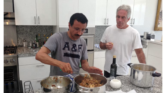 美国司法部公布爱泼斯坦邮件后，迪拜权势大亨被免职  第1张