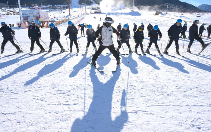 从信贷到消费,银行竞逐万亿冰雪经济赛道 第1张 从信贷到消费,银行竞逐万亿冰雪经济赛道 第1张