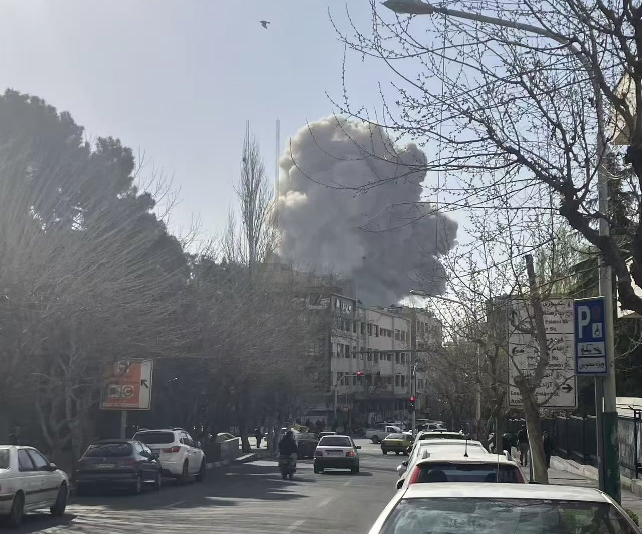 记者连线伊朗华人酒店经营者:酒店停业,合伙人向亚美尼亚转移 第1张 记者连线伊朗华人酒店经营者:酒店停业,合伙人向亚美尼亚转移 第1张