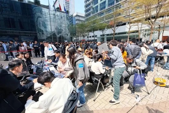 “养虾”制造的“全民焦虑”，底层传播逻辑是？  第20张