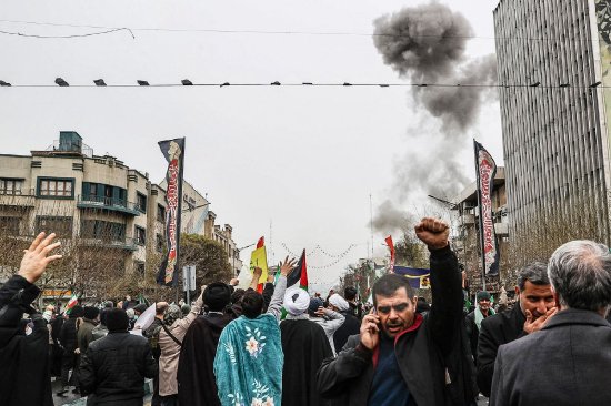 伊朗高层姿态强硬 以强势言辞和公开游行直面特朗普 第1张 伊朗高层姿态强硬 以强势言辞和公开游行直面特朗普 第1张