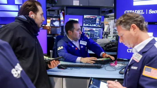 早盘:美股继续上扬 道指上涨370点 第1张 早盘:美股继续上扬 道指上涨370点 第1张