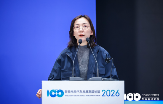 中国一汽周时莹:车企重复投入各自为战,仿佛没有自己的操作系统就没有噱头可言 第1张 中国一汽周时莹:车企重复投入各自为战,仿佛没有自己的操作系统就没有噱头可言 第1张