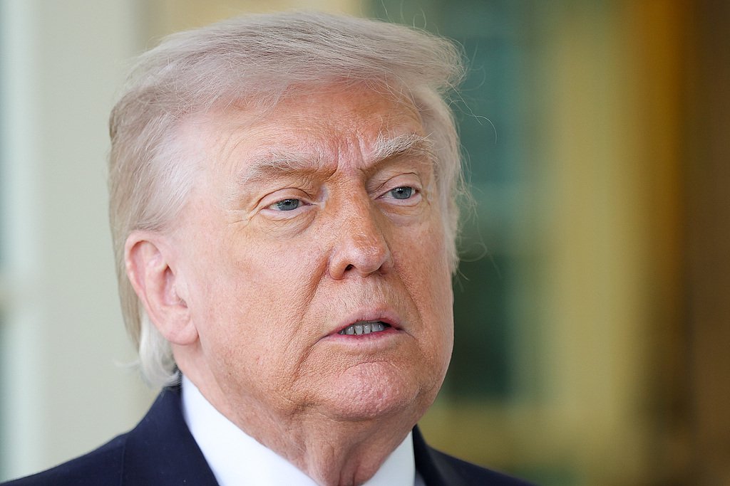 特朗普称伊朗致电美方说希望达成协议  第1张