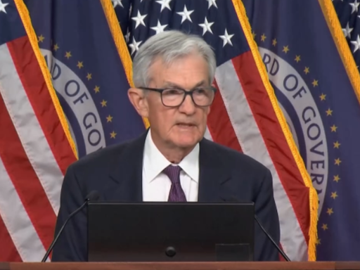 特朗普称：若鲍威尔下月留任美联储，将解雇他  第1张